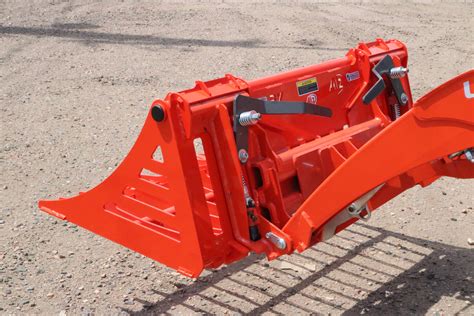 kubota skid steer bucket size|replacement bucket for kubota tractor.